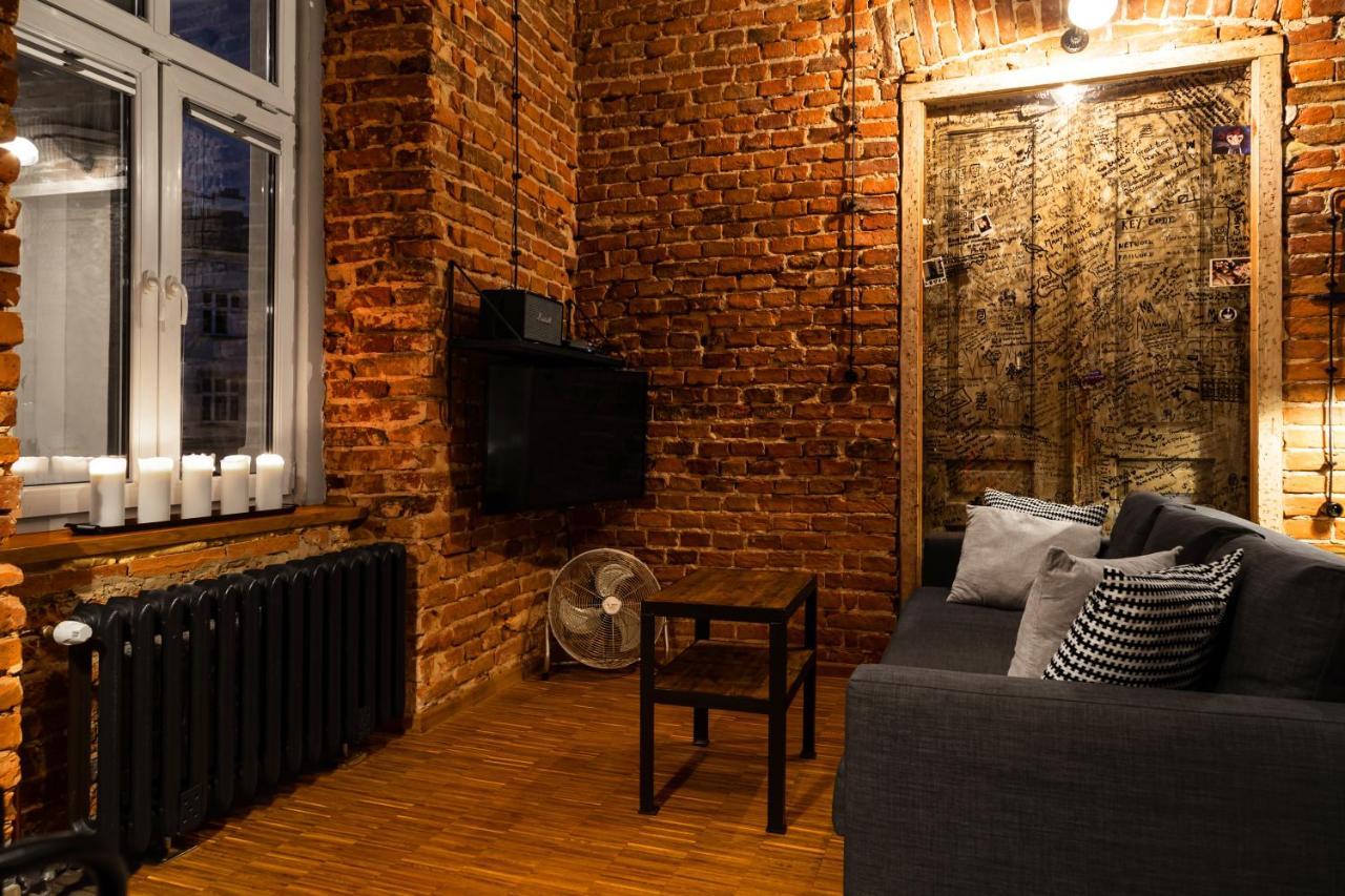 Househost Apartmeni: Podbrzezie 2/20 Krakow Bagian luar foto