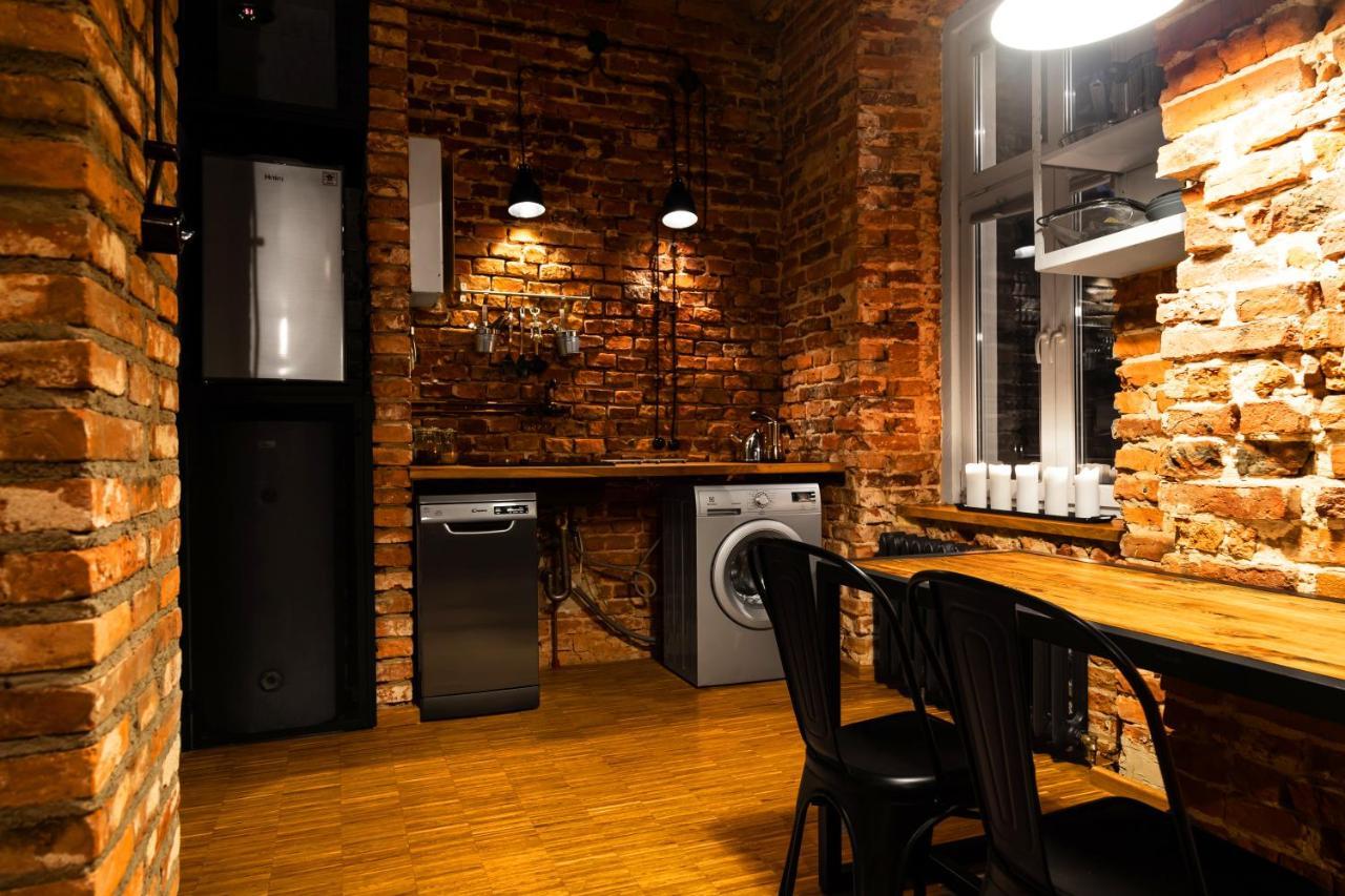 Househost Apartmeni: Podbrzezie 2/20 Krakow Bagian luar foto